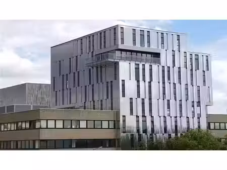 location bureau nantes 1 931 m²