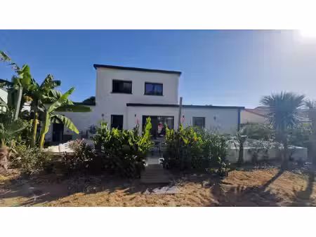 vente maison 4 pièces  92.00m²  la copechagnière