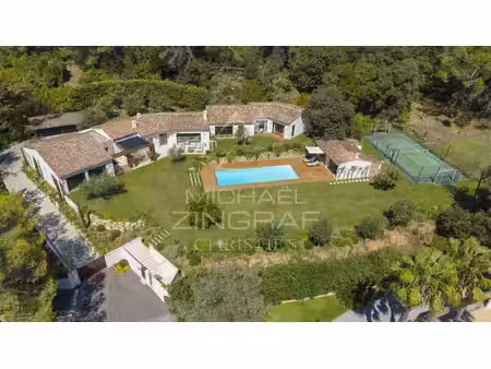 mougins  provence-alpes-côte d'azur  france with id 2787280528