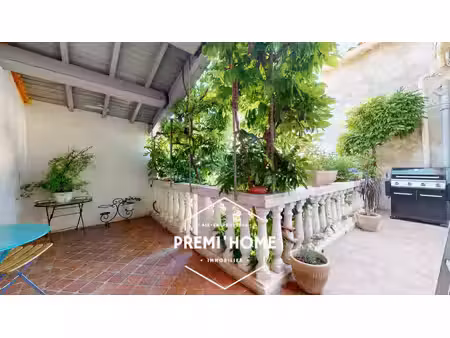 maison t7 env. 215 m2 avec terrasse et cour privative saint andiol