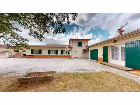 vente demeure de prestige 11 pièces  248.00m²  saint