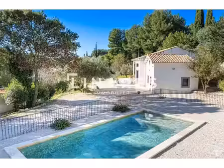maison aubagne - 7 chambres - 305m²