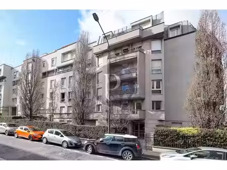 vente appartement 2 pièces à le kremlin-bicetre (94270)  299 000 €