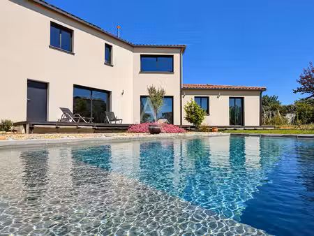 achat maison 6 pièces 202m²