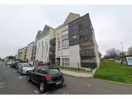 location appartement 3 pièces 59m² tours 37100