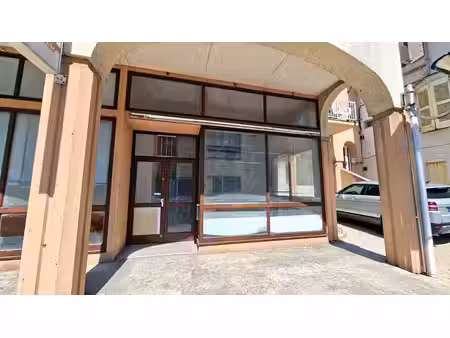 vente locaux professionnels 5 pièces 88 m² à voiron (38500)  75 000 €