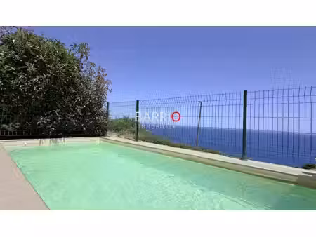 villa cerbere vue mer  piscine  terrasse