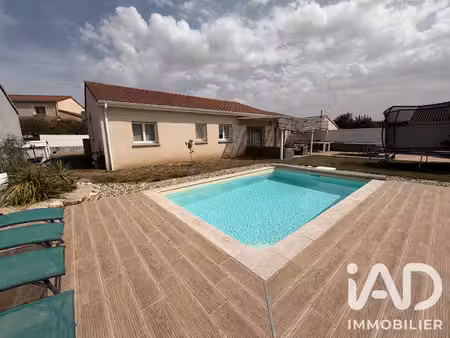 maison traditionnelle à saint-georges-les-bains (07800)