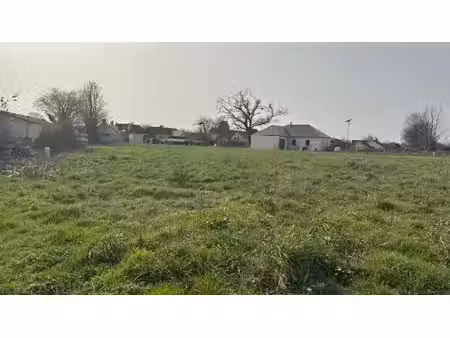 vente terrain 476 m² à couvains (50680)  21 420 €