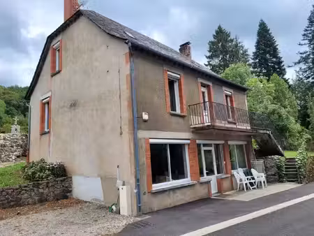 vente maison 6 pièces 170 m² mauriac (15200)