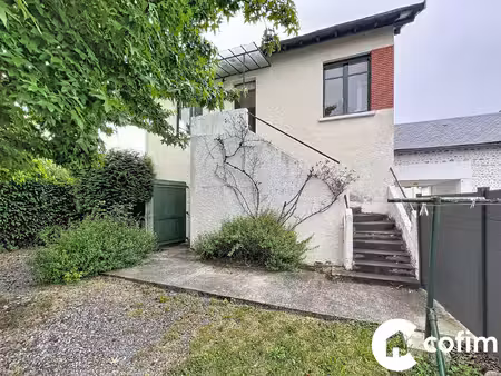 lons – maison au calme avec fort potentiel d'évolution