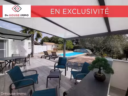 magnifique villa avec piscine  jardin paysager  2 garages
