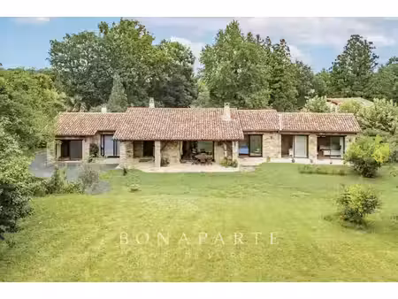 ascain - bergerie monzón coeur de village
