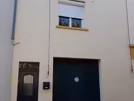 location maison 5 pièces 145 m² à chatellerault (86100)  740 €