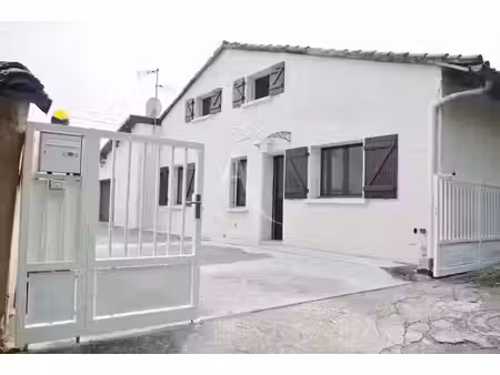 location maison 4 pièces 87 m² à aussonne (31840)  1 100 €