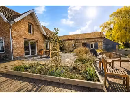 exclusivite  authentique ferme exposée plein sud  parcelle de plus de 5000 m2