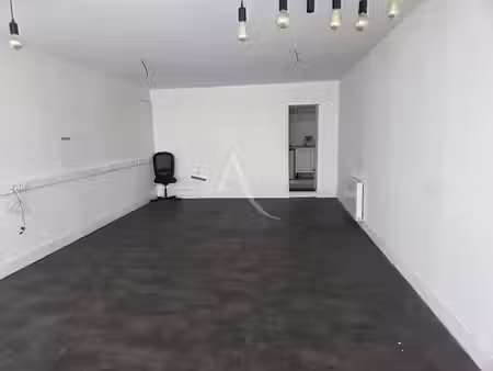 location locaux professionnels 0 pièces 73.78 m² à paris 14ème (75014)  3 187 €