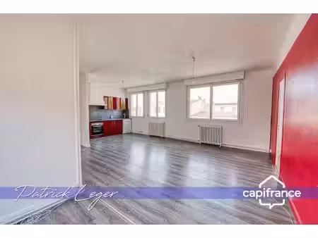 local professionnel à vendre la rochelle 8 pièce(s) 160m2 457 950€