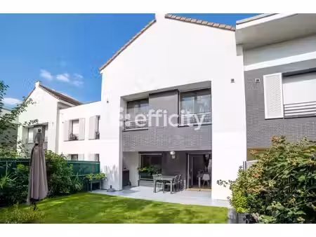 maison 5 pièces - 108 m²