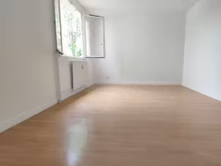 location appartement 1 pièce 26m²