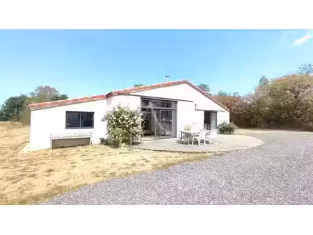 vente maison 4 pièces 132 m² à la chapelle-hermier (85220)  330 000 €
