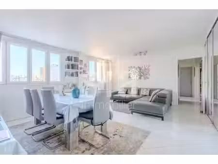 appartement de 4 pièces de luxe en vente à montreuil  île-de-france