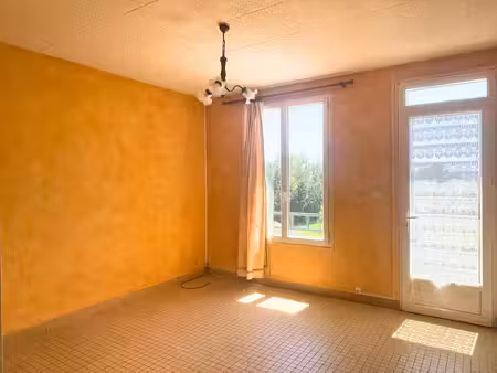 appartement t4 avec potentiel de rénovation à val-de-cognac proche cognac