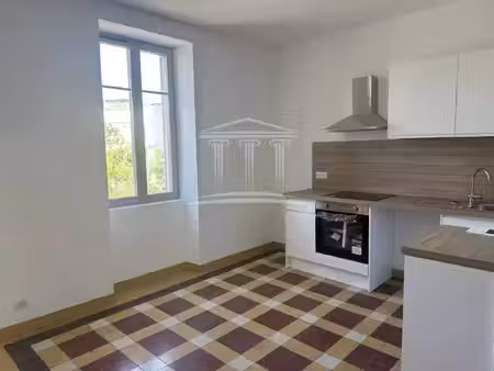 location appartement 2 pièces 49 m² à sorgues (84700)