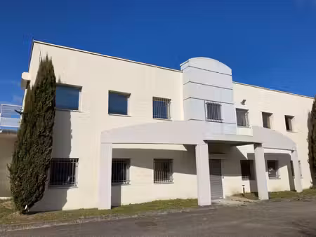 achat local professionnel 326m²