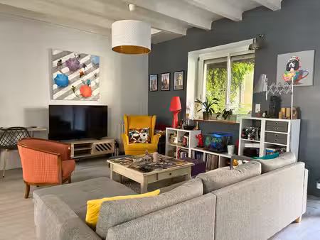 maison de ville familiale avec 3 chambres et grande pièce de vie quartier martell à...