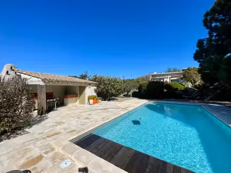 maison 146 m² 4 chambres piscine et grand terrain - tulette