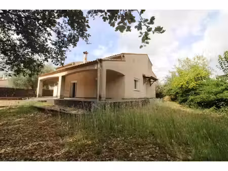 maison de 160 m2 habitable jardin 1000 m2.