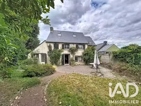 maison à pleugueneuc (35720)