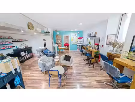 vente locaux professionnels 4 pièces 180 m² à rions (33410)  24 200 €