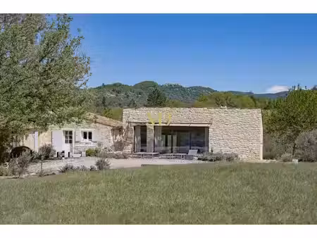 propriété magnifique en provence avec une vue panoramique
