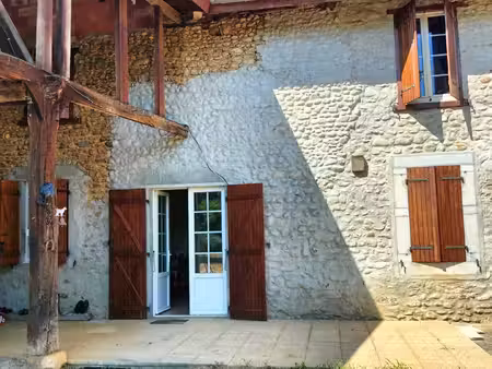 maison gasconne rénovée en au calme avec grand terrain 9.000m2