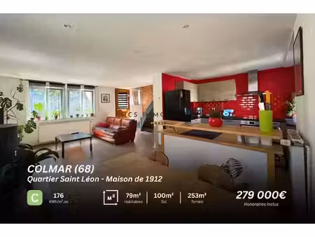 maison de ville avec jardin  cave et garage