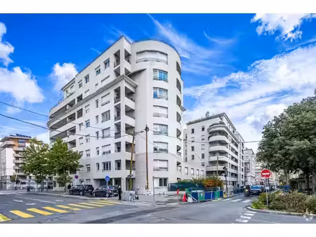 location bureaux 122m²