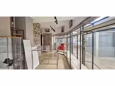 achat local commercial 29m² toulon 83000