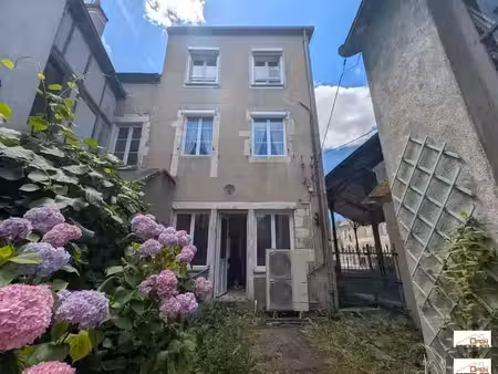 vente maison 5 pièces 157 m² à neuvy-saint-sépulchre (36230)  96 750 €