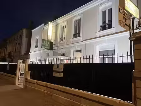 vente locaux professionnels 18 pièces 300 m² à saint-dizier (52100)  180 000 €