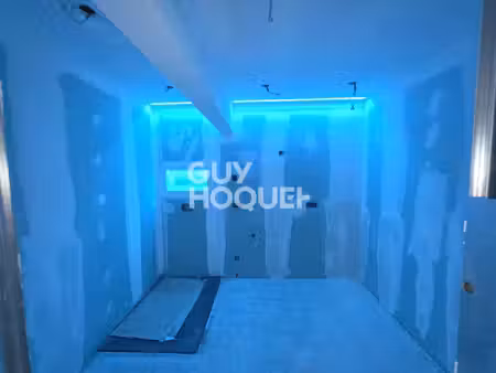 divers à louer
