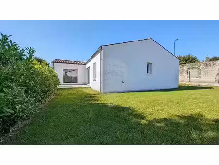 vente maison 4 pièces 105m2 les mathes 17570 - 349000 € - surface privée