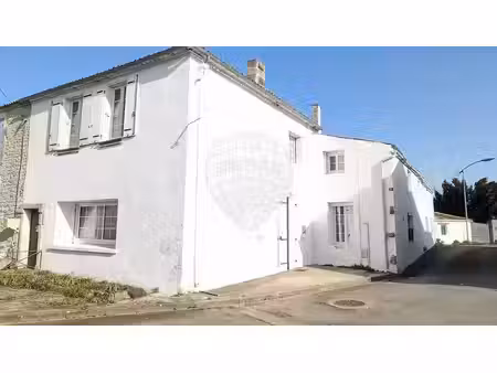 vente maison 10 pièces 280m2 nieulle-sur-seudre 17600 - 250000 € - surface privée
