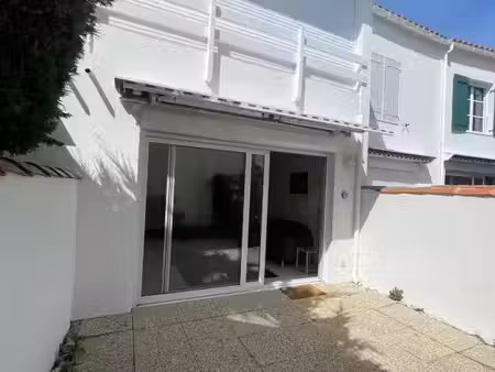 location appartement 2 pièces 47 m² à la couarde-sur-mer (17670)