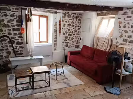 maison de village avec t2 independant
