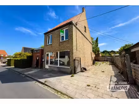 huis te koop in eernegem met 2 slaapkamers