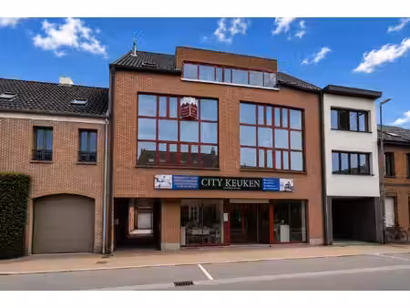 huis te koop in sint-niklaas met 2 slaapkamers