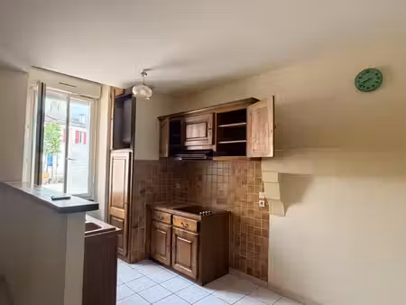 location appartement 2 pièces 39m² la roche chalais 24490