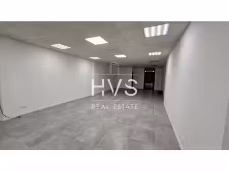 location local commercial 151m² aix en provence 90ème